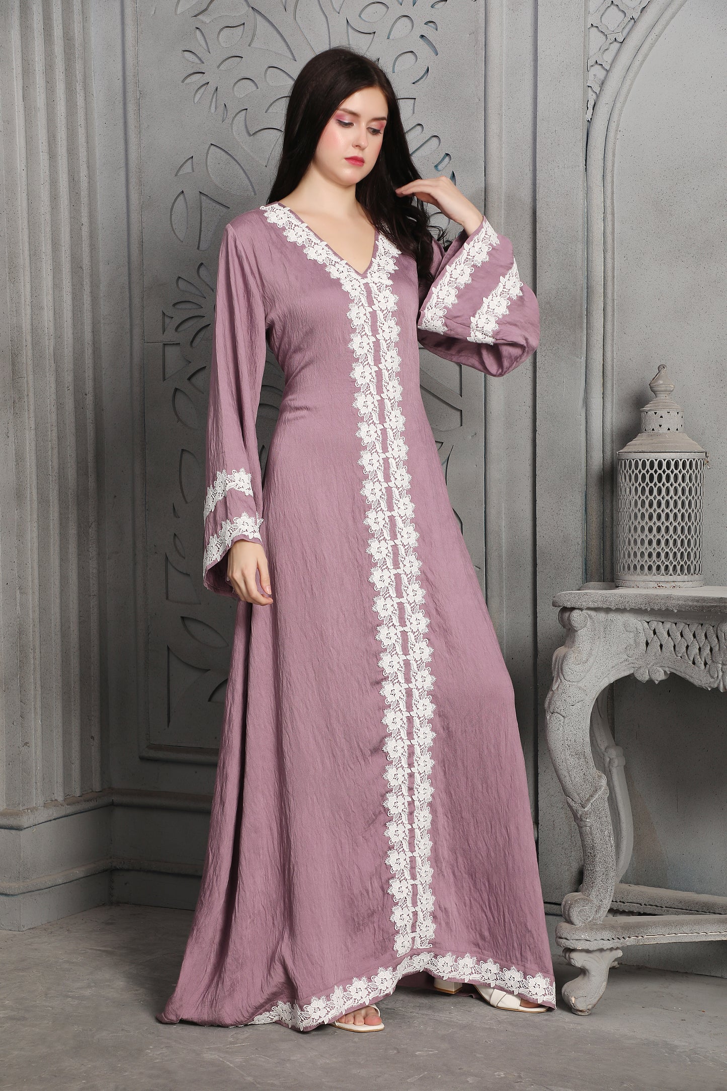 Mauve Lace Detailed Full Length Kaftan Gown