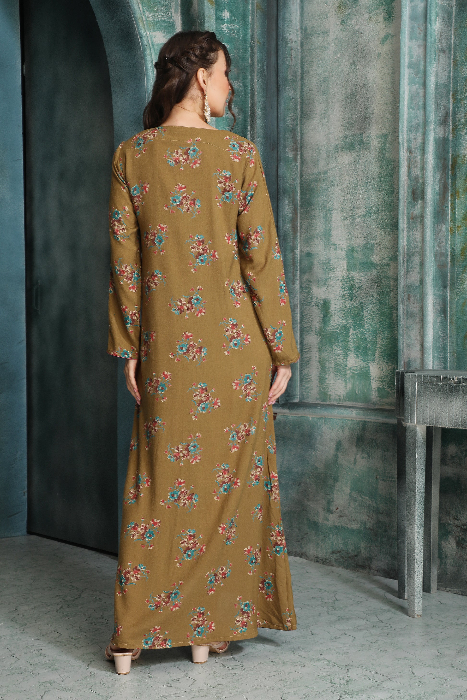 Beige Alpine Fabric Kaftan with Embroidered Neckline and Floral Print – Comfortable Ethnic Wear
